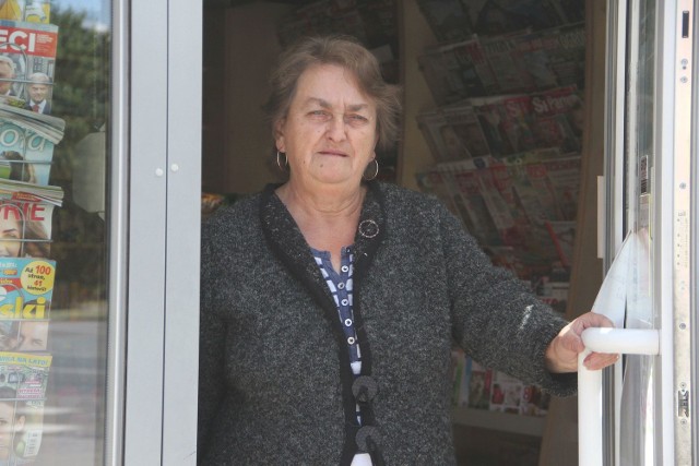 Pani Maria od 22 lat prowadzi swój kiosk na dworcu PKS i PKP w Międzyrzeczu.
