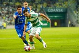 Lechia Gdańsk musi poczekać na Luisa Fernandeza i transfery. W piątek tylko jeden sparing. Klub informuje o dodatkowym finansowaniu