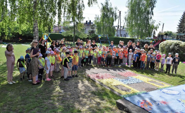 W Przedszkolu w Jaksicach odbył się Festiwal Matematyki. Uczestniczyły w nim pięcio- i sześcioletnie przedszkolaki z terenu gm. Inowrocław
