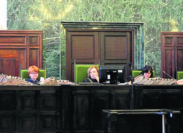 Ale bezczelność! Oszukał tysiące ludzi i teraz chce uniknąć więzienia. Czy sąd na to pójdzie?