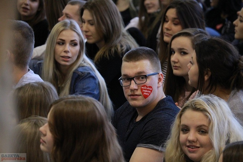 W piątek we włocławskim II LO im. M. Kopernika zorganizowano...