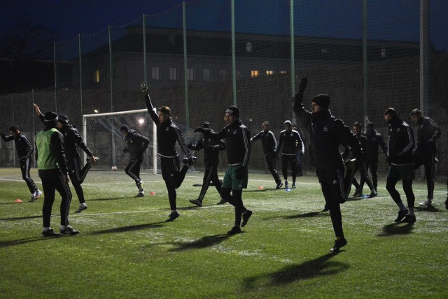 Piłkarze drugoligowego Radomiaka Radom rozpoczęli zimowe przygotowania w poniedziałek, 8 stycznia.