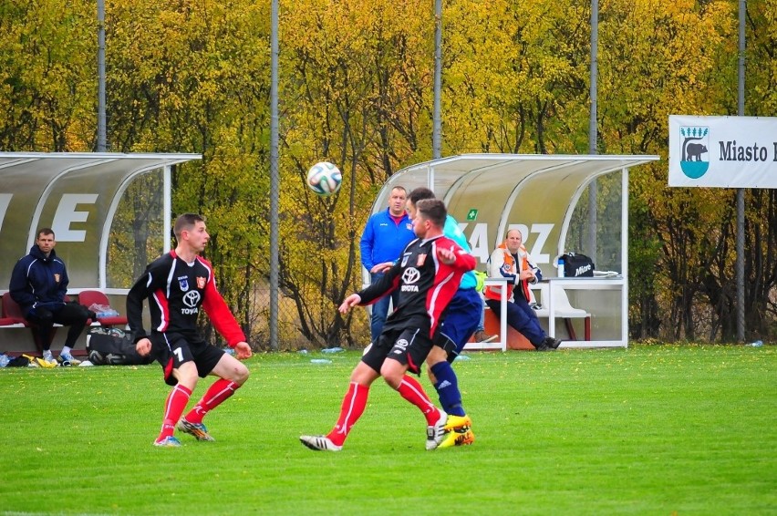 Biało-bordowi przegrali w ostatniej chwili [GALERIA ZDJĘĆ, WIDEO]