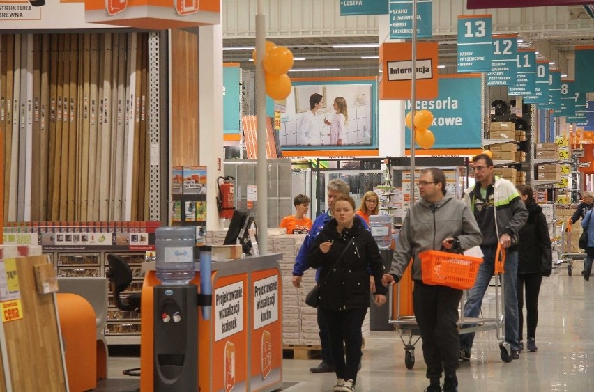 Ruszył drugi market OBI w Kielcach. Na klientów czekają rabaty [ZDJĘCIA]