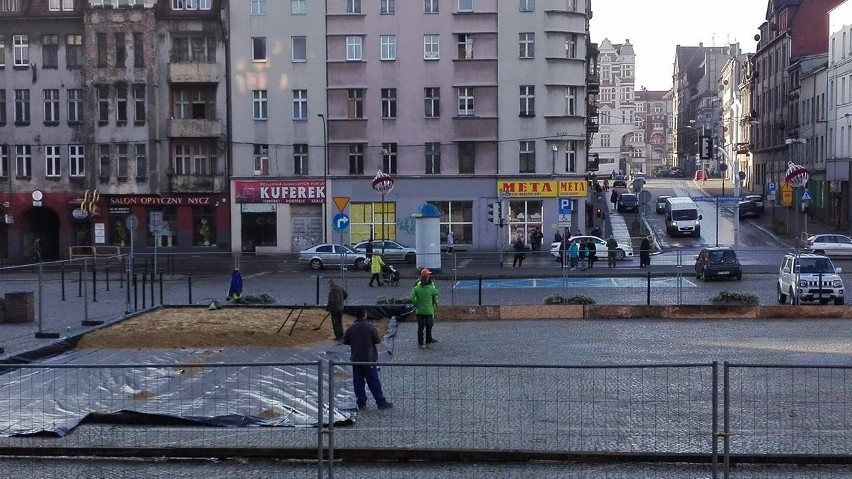 W Bytomiu powstaje plenerowe lodowisko. Ruszy do połowy grudnia