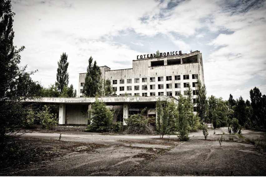 Zniszczony hotel w okolicach Prypecia