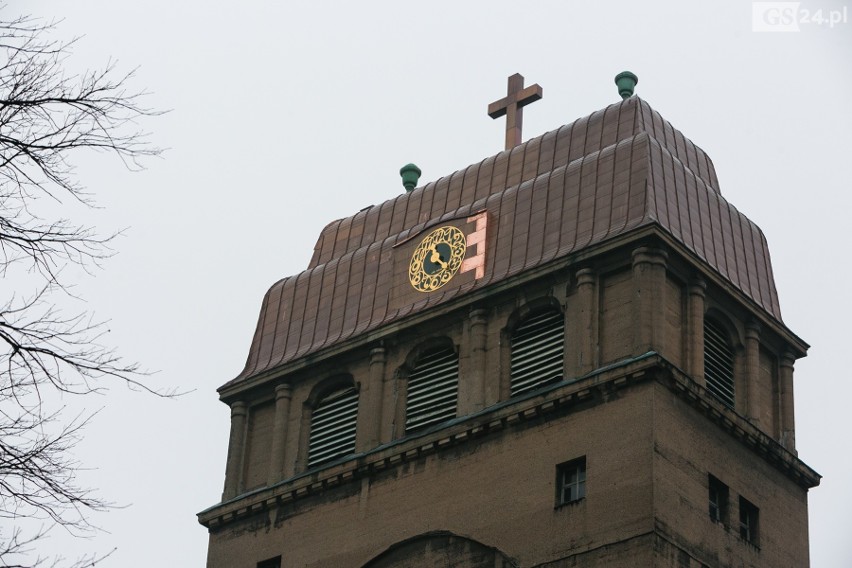 Jest zegar na wieży sanktuarium Najświętszego Serca Pana Jezusa w Szczecinie. Po prawie stu latach [ZDJĘCIA]