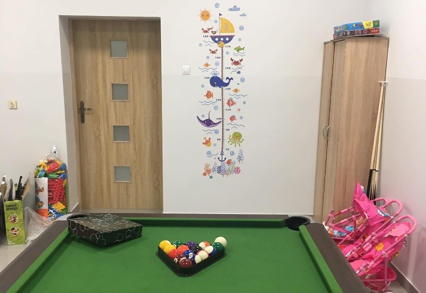 Uczniowie szkoły w Wielgusie mają nową świetlicę. Gry i zabawki edukacyjne pozwolą na rozwijanie zainteresowań (ZDJECIA)