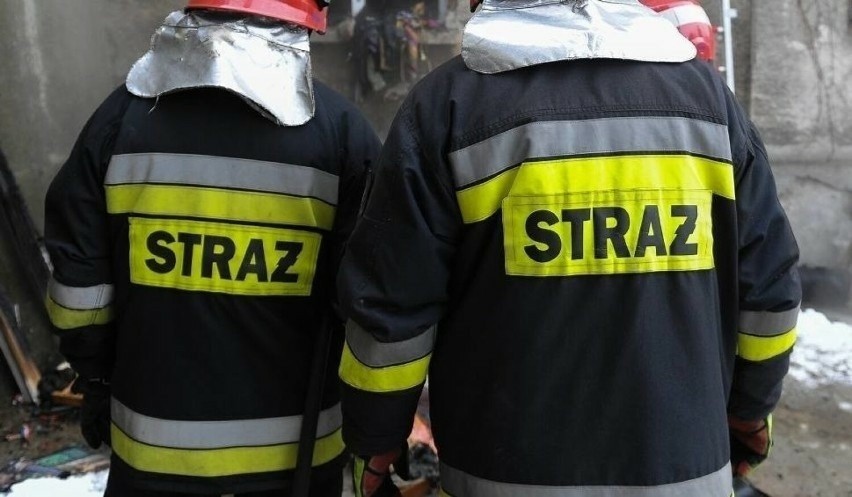 W Skorzewie doszło do pożaru na stacji paliw. Strażacy...