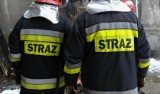 Pożar na stacji paliw w Skorzewie. Zapalił się budynek. Na miejscu działało 6 zastępów straży pożarnej