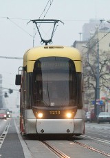 Chuligani sterroryzowali pasażerów tramwaju 16