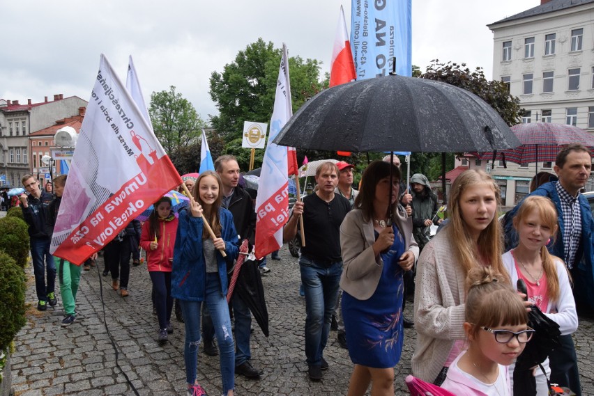 Marsz dla Życia i Rodziny przeszedł ulicami Bielska-Białej ZDJĘCIA