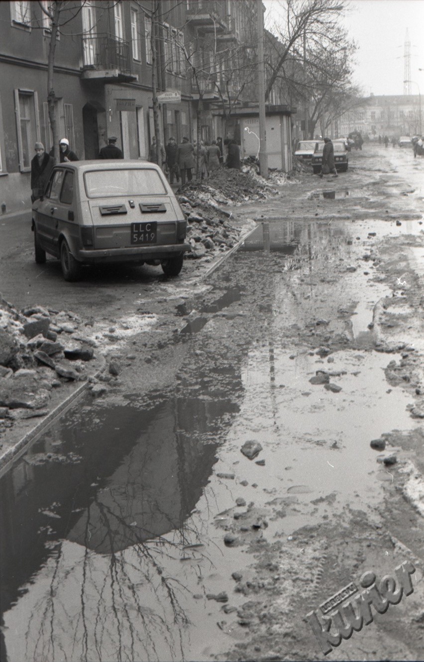 Ulica 1 Maja, widok na Plac Bychawski, 1987 r.