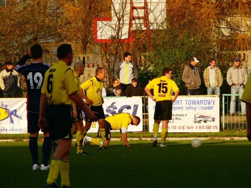 Pilka nozna: KS Ostrovia - Wkra Biezun 3:1