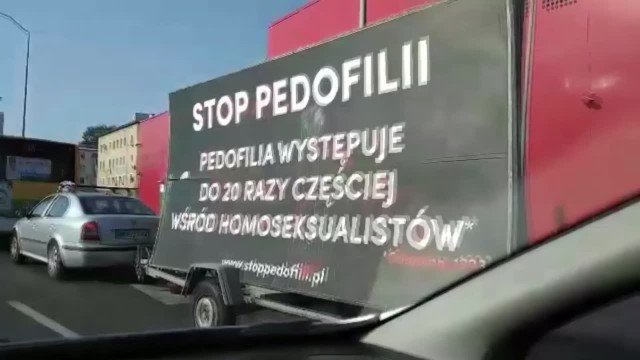 Taki baner od poniedziałku (15 października) pojawił się w Zielonej Górze.