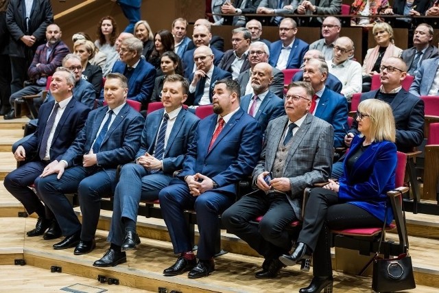 Pomysł utworzenia na Politechnice Bydgoskiej Wydziału Medycznego został poparty przez władze samorządowe, wojewódzkie, a także ministra edukacji i nauki.