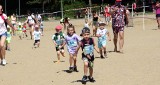 IX Bieg Trzech Plaż Junior 2022 w Grudziądzu. Na starcie stanęły dzieci i nastolatki. Zobacz zdjęcia