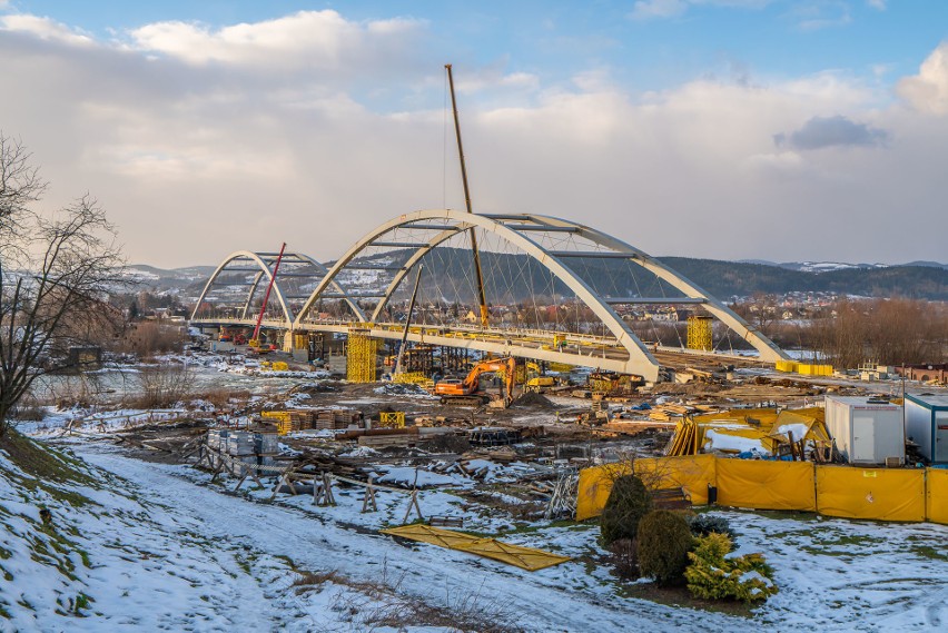 Nowy Sącz. Wyburzono ostanie elementy starego mostu Heleńskiego