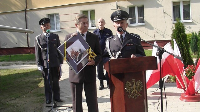 W sobotę w Redzikowie odbyła się uroczystość otwarcia Mini Muzeum Lotnictwa oraz odsłonięcia Tablicy Poległych Pilotów 28. Słupskiego Pułku Lotnictwa Myśliwskiego.