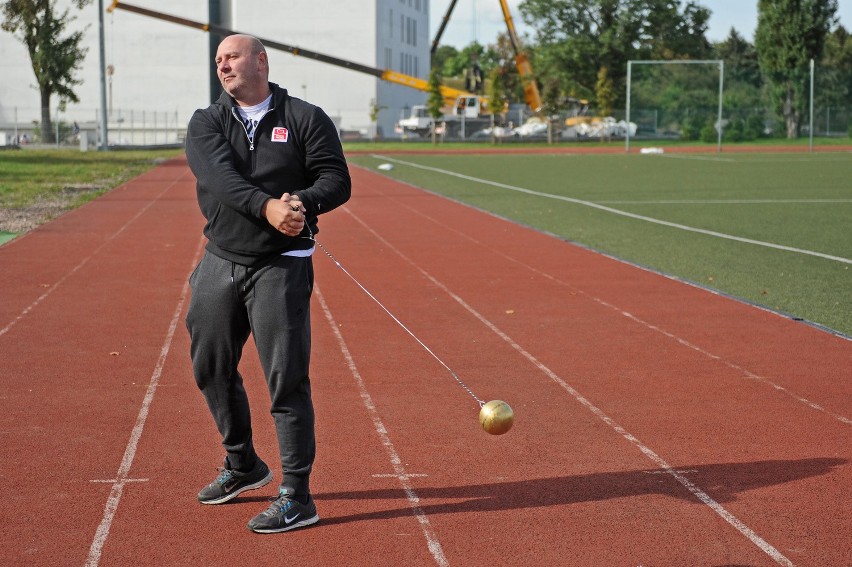 Szymon Ziółkowski trenował ze Szlachetną Paczką