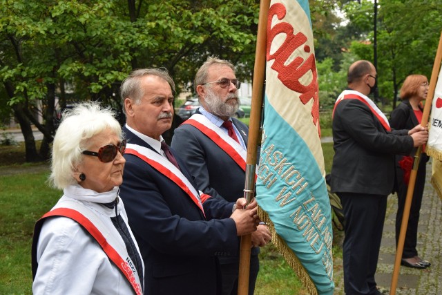 Uroczystości z okazji 40-lecia powstania Solidarności w Zielonej Górze przy Pomniku Robotników