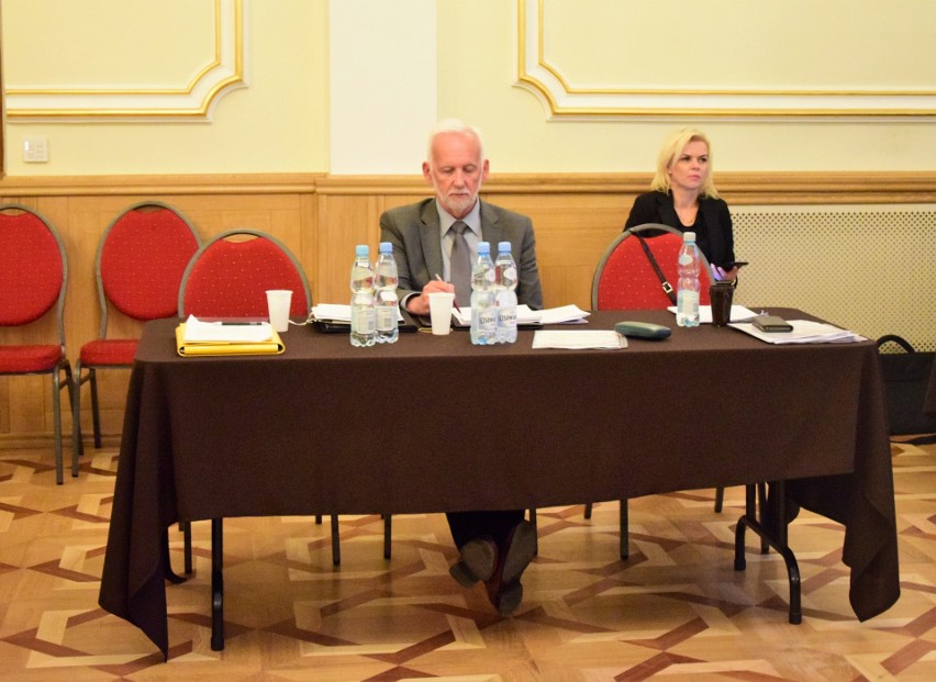 Sesja Rady Miasta Tarnobrzega. 25 maja radni zwiększyli...
