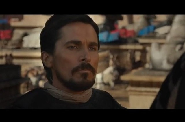 Christian Bale jako Mojżesz (fot. screen z YouTube.com)