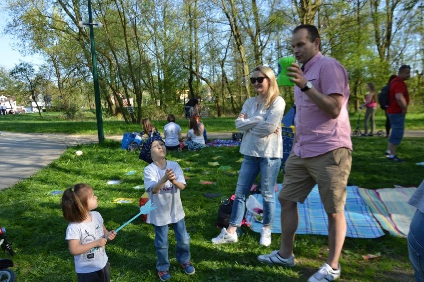 Skawina. Członkowie Stowarzyszenia Dzieci są Ważne powitali wiosnę [ZDJĘCIA]