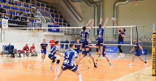 Enea KKS Kozienice zagra na wyjeździe z MOS Wola Tramwaje Warszawskie w meczu drugiej ligi siatkówki