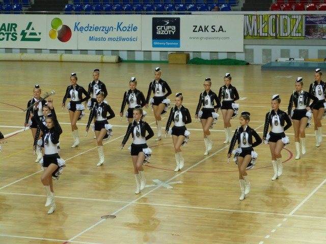 Dziewczęta z Buławami kierowane przez Natalię Nadworną zdobyły tytuł Mistrza Polski Mażoretek.