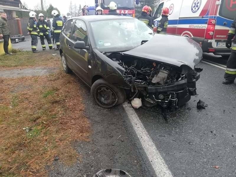 Ratownik medyczny jechał do pracy. Zginął w wypadku na drodze w Przegini Duchownej pod Krakowem