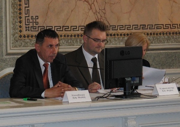 Od chwili odwołania poprzedniego przewodniczącego Rady Miejskiej, obrady przemyskiej rady prowadzi Janusz Zapotocki.