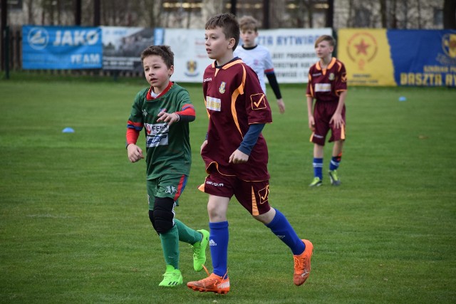 Podział punktów w Rytwianach w meczu Młodzików Młodszych. Baszta zremisowała 2:2 z MUKS WISŁA JUNIOR II Sandomierz.