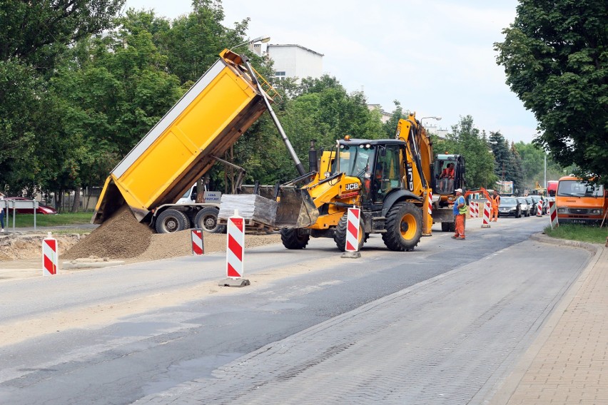 Remont Racławickich zmieni sposób przejazdu przez rondo Honorowych Krwiodawców