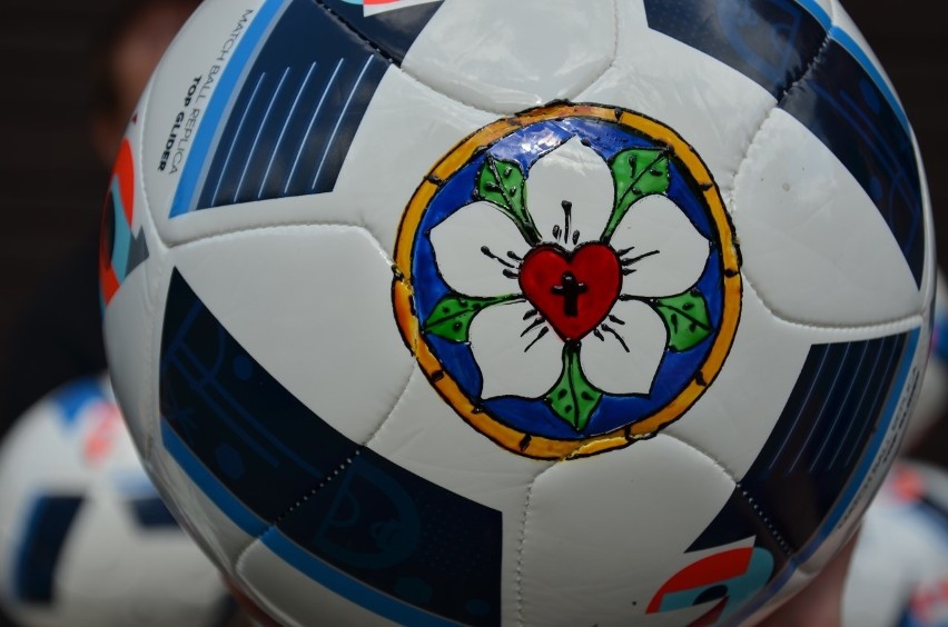 Parafia ewangelicka w Szczyrku Salmopolu także przygotowuje się do... Euro 2016 w piłce nożnej