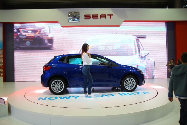 Seat Ibiza Początkowo samochód można kupić tylko z dwoma silnikami benzynowymi 1.0 MPI oraz 1.0 TSI. W późniejszym terminie pojawią się kolejne wersje silnikowe. Fot. Seat