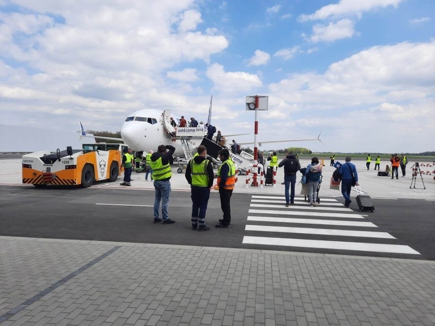 Kolejne biura turystyczne sprzedają już przyszłoroczne wczasy z wylotem z lotniska w Radomiu