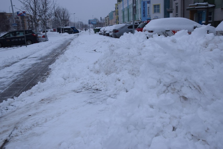 Śnieg znów zasypał nasz region. Tym razem nieco mocniej. Nie...