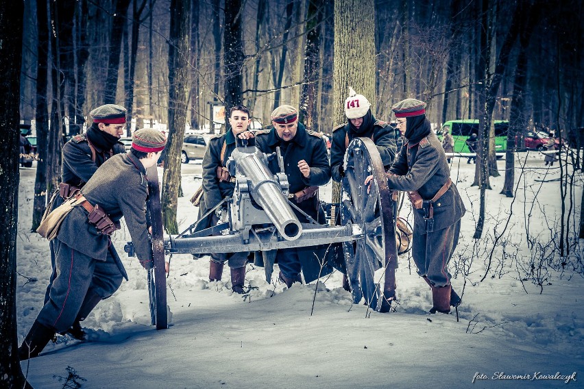 Zimowa bitwa na Mazurach 2019. 100 rekonstruktorów z Polski, Litwy, Niemiec, Rosji i Białorusi w inscenizacji walk z 1915 r. 