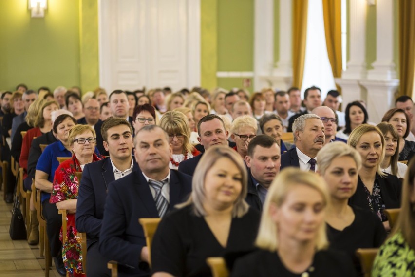 Mistrzowie Agro 2019. Najlepsi rolnicy, sołtysi i gospodynie...