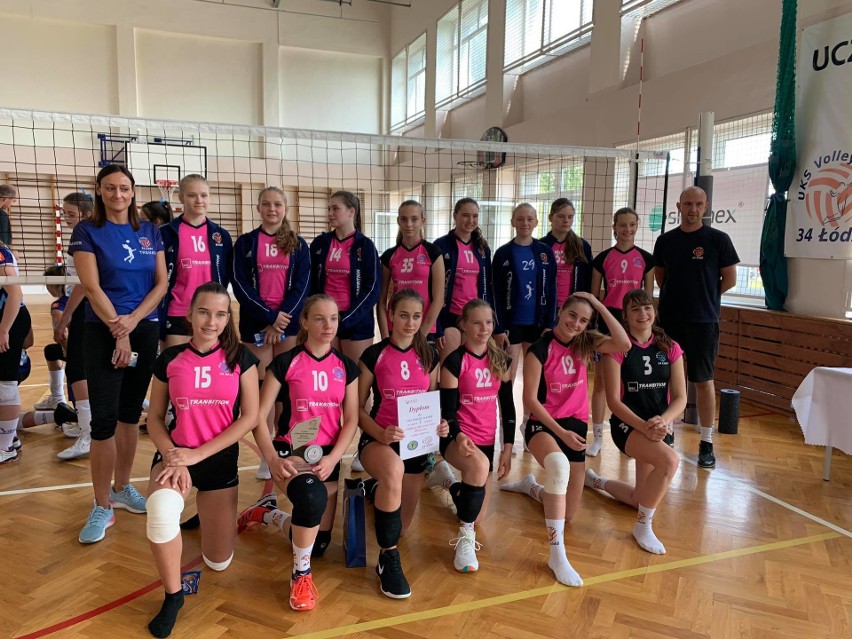 Awans młodziczek UKS Volley 34 Łódź do finałów mistrzostw Polski [ZDJĘCIA]