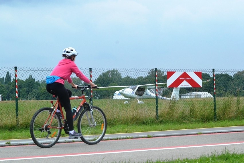 Pętla rowerowa wokół bielskiego lotniska liczy 3 kilometry...