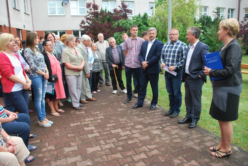 Podczas oficjalnego otwarcia nie zabrakło mieszkańców domu.