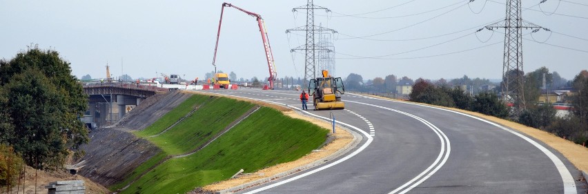 Pszczyna będzie miała obwodnicę na święta. Tychy postoją w...