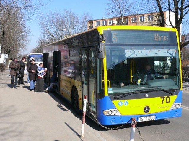 Od dziś zmienia się rozkład jazdy komunikacji miejskiej w Starachowicach, pasażerowie muszą liczyć się ze zmianami w kursowaniu autobusów. 