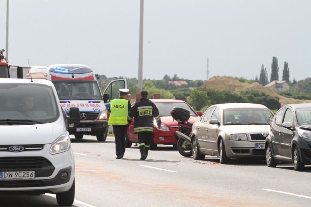 Raport Yanosika mówi jasno: najwięcej wypadków na 1 kilometr jest na AOW. A4 jest na pierwszym miejscu jeśli chodzi o ich całkowitą liczbę