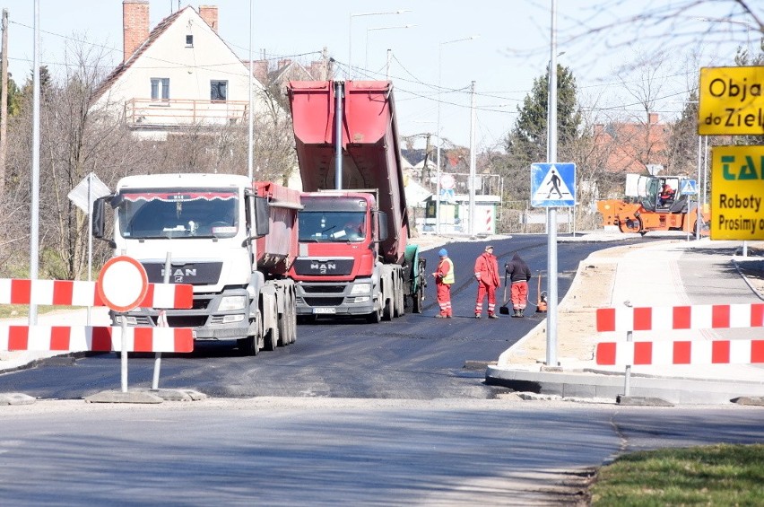 Będą utrudnienia na ul. Zielonogórskiej w Żarach w pobliżu...