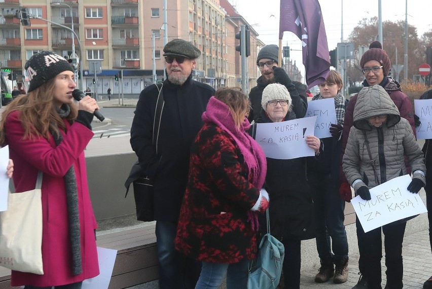 Szczecinianie stanęli murem za skrzywdzoną przez księdza Kasią