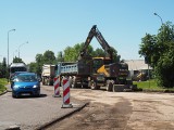 Remont skrzyżowania ulic Dąbrowskiego i Lodowej. Kierowcy muszą przygotować się na utrudnienia oraz zmiany w organizacji ruchu. ZDJĘCIA