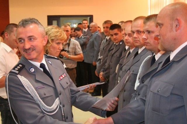 Komendant A. Choromański podczas święta policji w 2009 roku